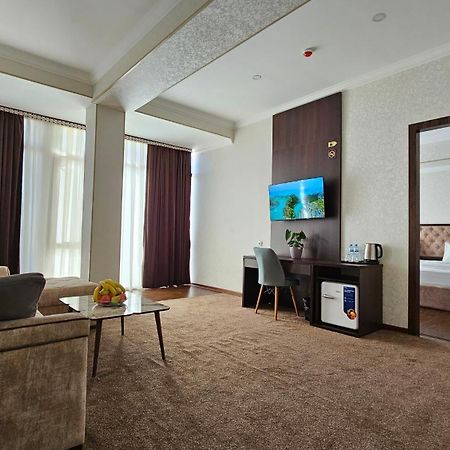 Grand Turon Plaza Hotel Tasken Kültér fotó