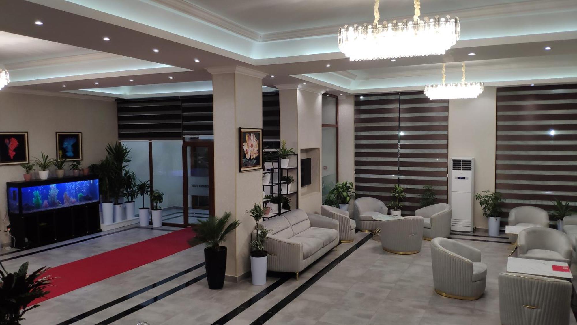 Grand Turon Plaza Hotel Tasken Kültér fotó