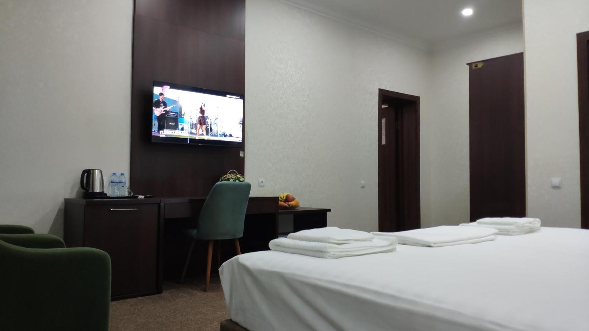 Grand Turon Plaza Hotel Tasken Kültér fotó
